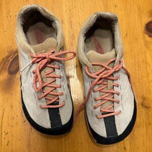 RARE Altra Grafton Hiking Approach Shoes, Women's 7